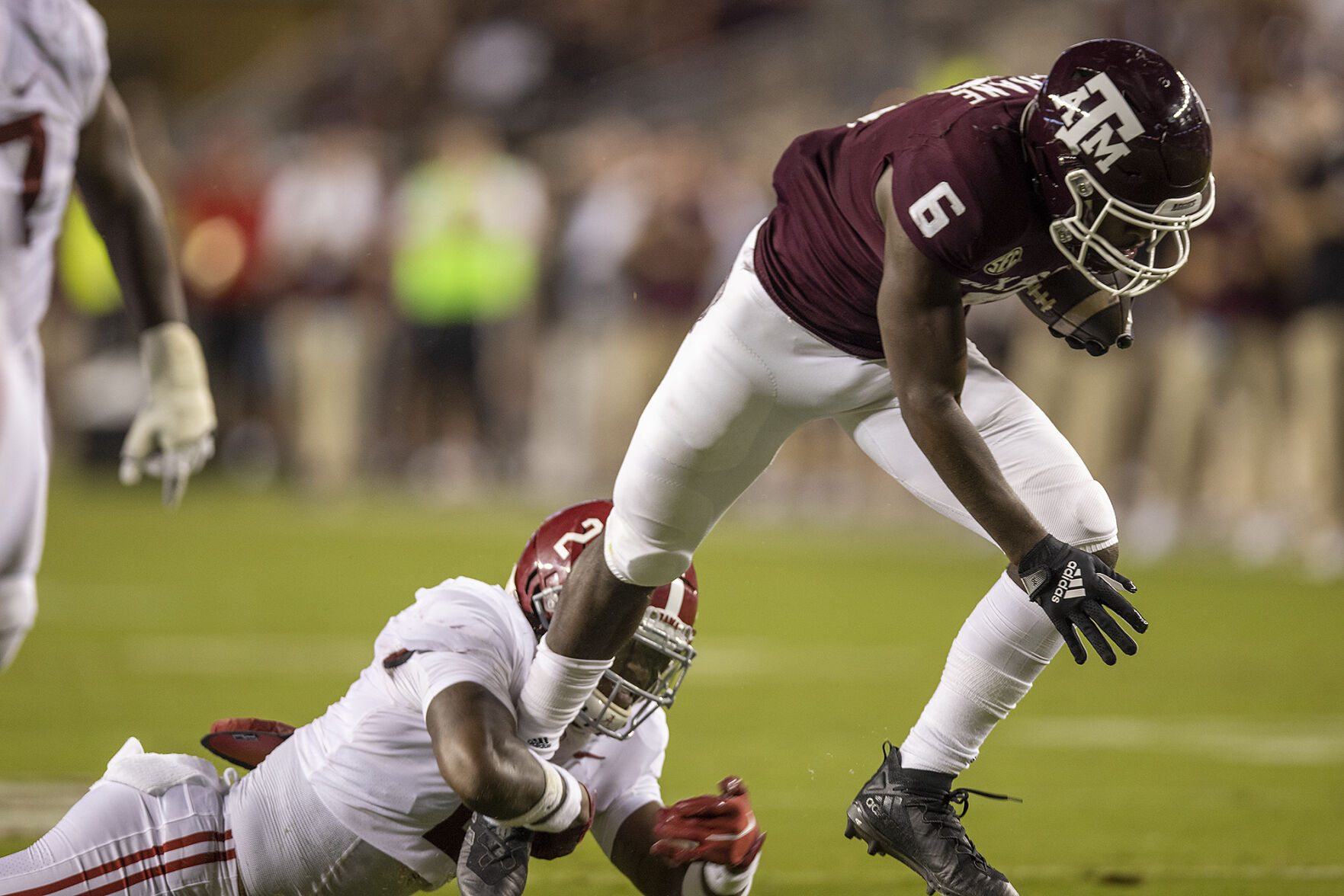 101021-bcs-sports-aggiesm-p6